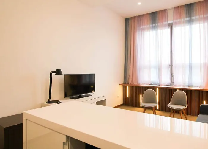 H24 Lichtenberg Hotell