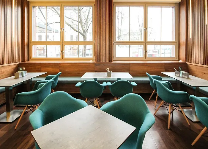 H24 Lichtenberg Hotell