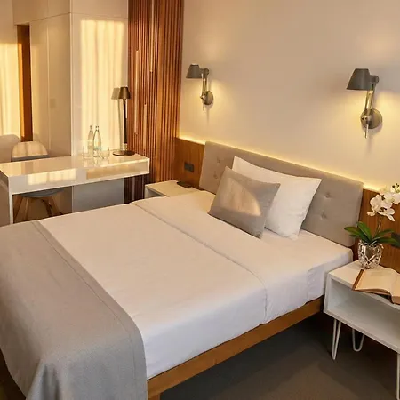 H24 Lichtenberg Szálloda 3*