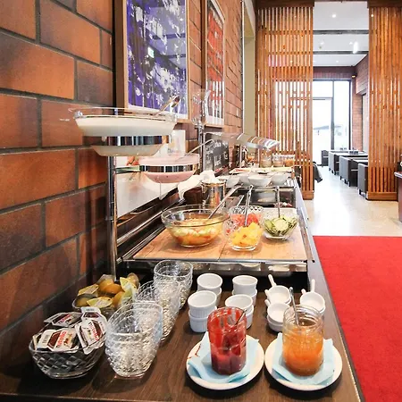 H24 Lichtenberg Hotel