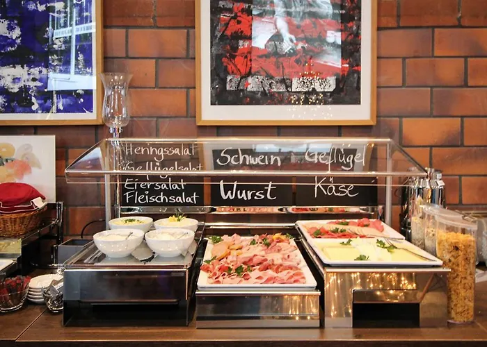 H24柏林里斯特恩布尔格酒店 3*