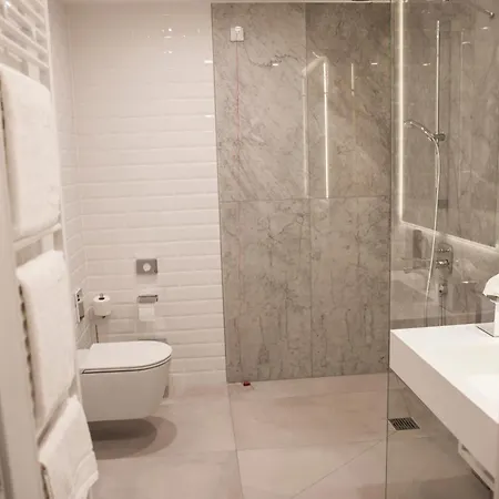 H24 Lichtenberg 3* Berlin