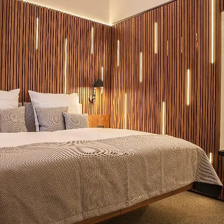 H24 Lichtenberg 3* Berlin