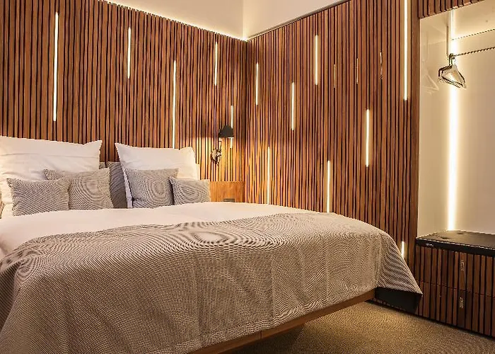 H24 Lichtenberg 3* Berlim